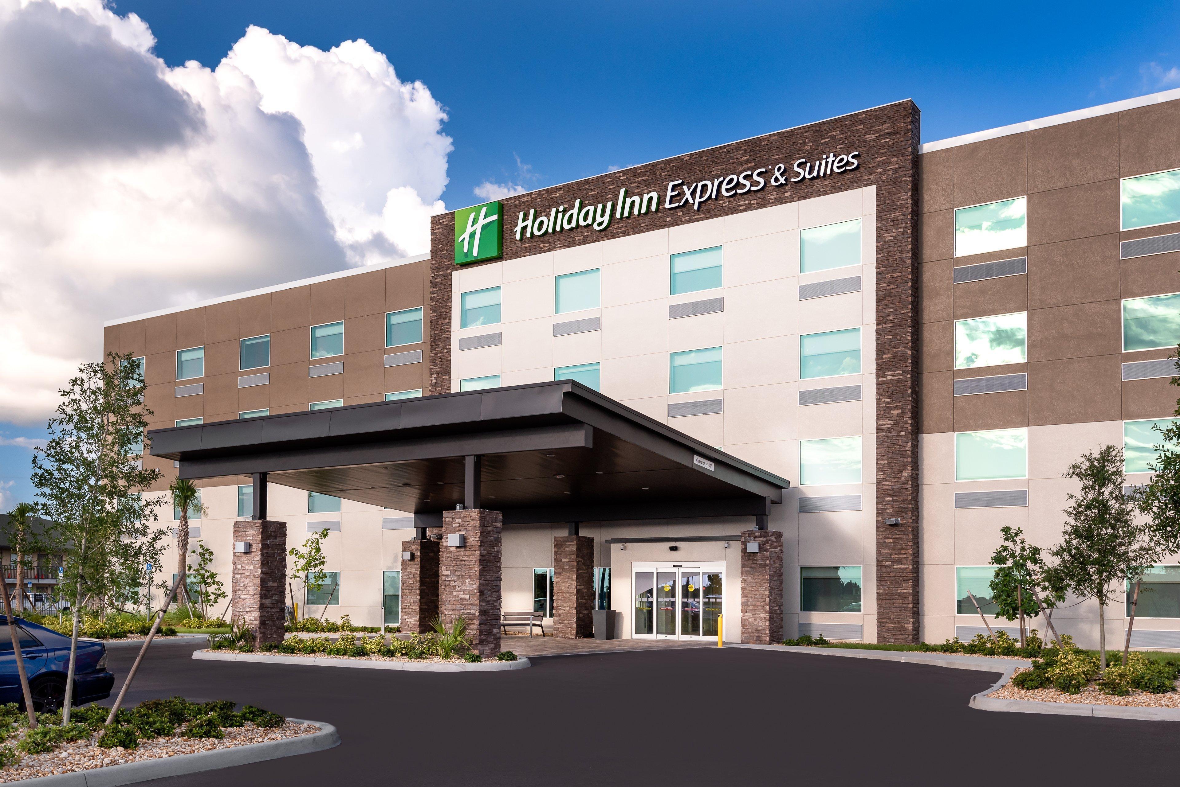Holiday Inn Express & Suites - Punta Gorda By Ihg Exterior photo